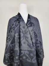 Load image into Gallery viewer, Women's Cozy Shawl