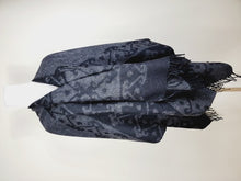 Load image into Gallery viewer, Women's Cozy Shawl