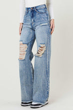 Load image into Gallery viewer, Vintage Acid Wash Jeans
