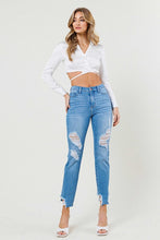 Load image into Gallery viewer, Mid Rise Straight Leg Jeans
