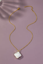 Load image into Gallery viewer, Precious Clover Pendant Necklace
