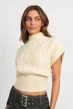 Load image into Gallery viewer, TURTLE NECK RIBBED VEST
