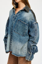 Load image into Gallery viewer, OVERSIZED DENIM JACKET WITH BUTTONS
