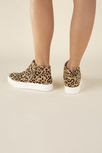 Load image into Gallery viewer, High Top Leopard Sneakers
