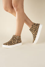 Load image into Gallery viewer, High Top Leopard Sneakers
