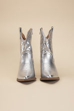 Load image into Gallery viewer, Willa-1 Western Boots
